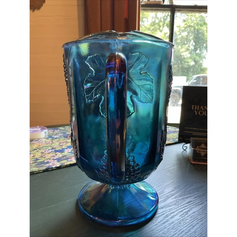Vintage Indiana Colony Glass Grape Harvest‎ Carnival Blue Pitcher 64 Oz